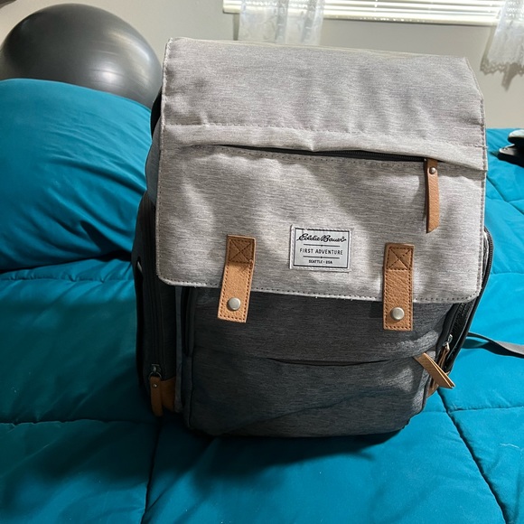 Eddie Bauer Cascade Back Pack Diaper Bag Black/Gray - Picture 4 of 5